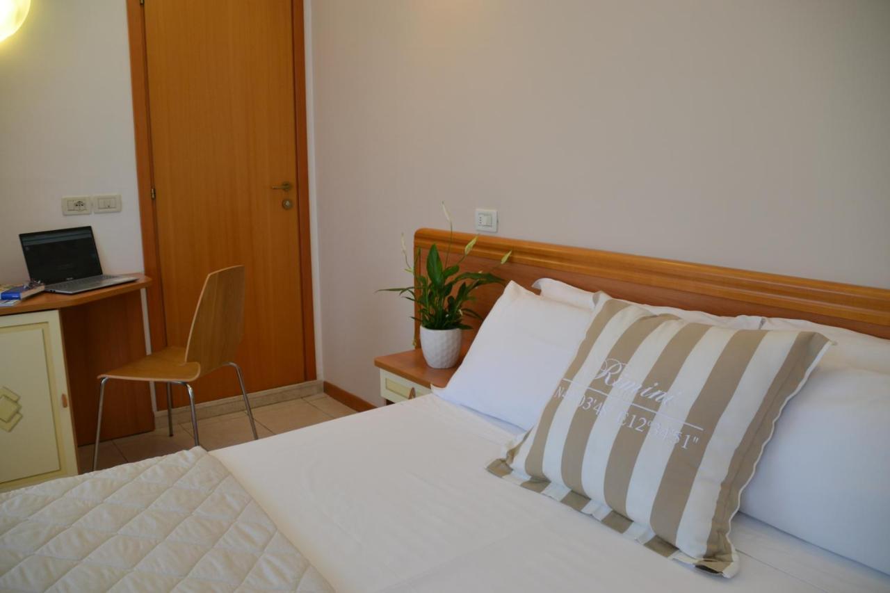 Hotel Apogeo - Breakfast Experience Rimini Luaran gambar