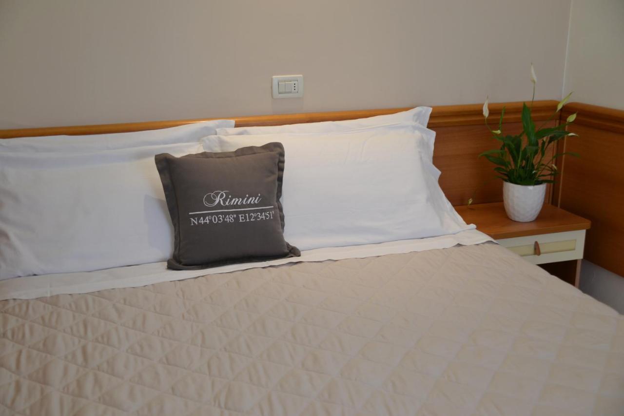 Hotel Apogeo - Breakfast Experience Rimini Luaran gambar